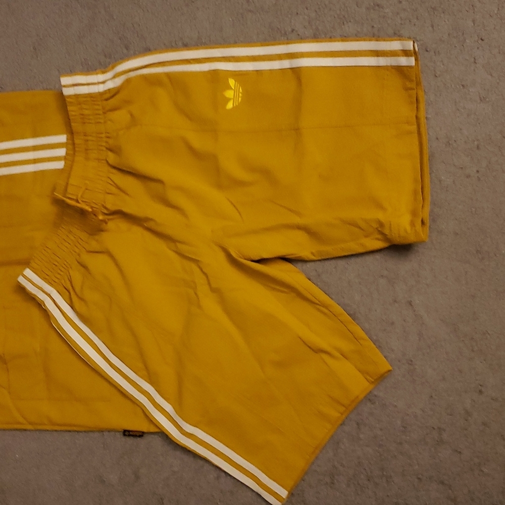Yara Shahidi Seersucker Shirt & Shorts SET unisex - Picture 8 of 16